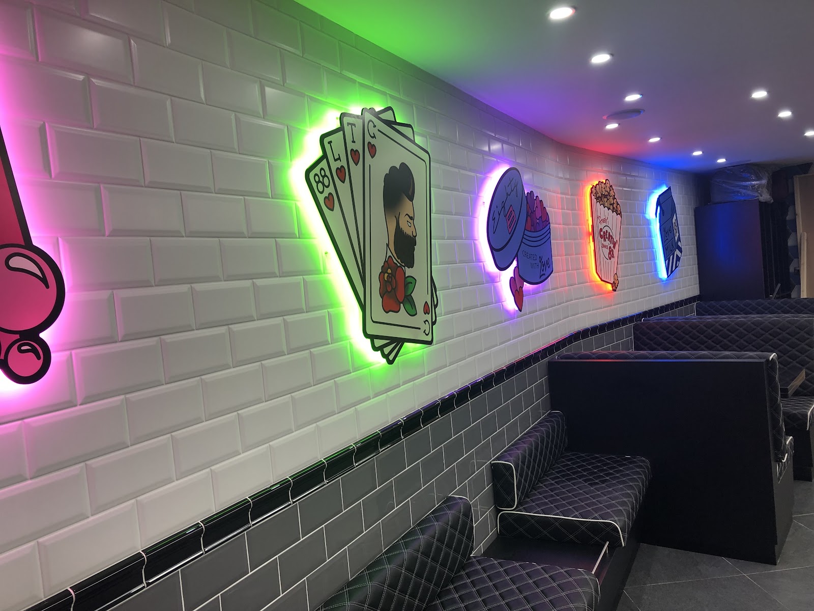 Neon & metro · dessert parlour