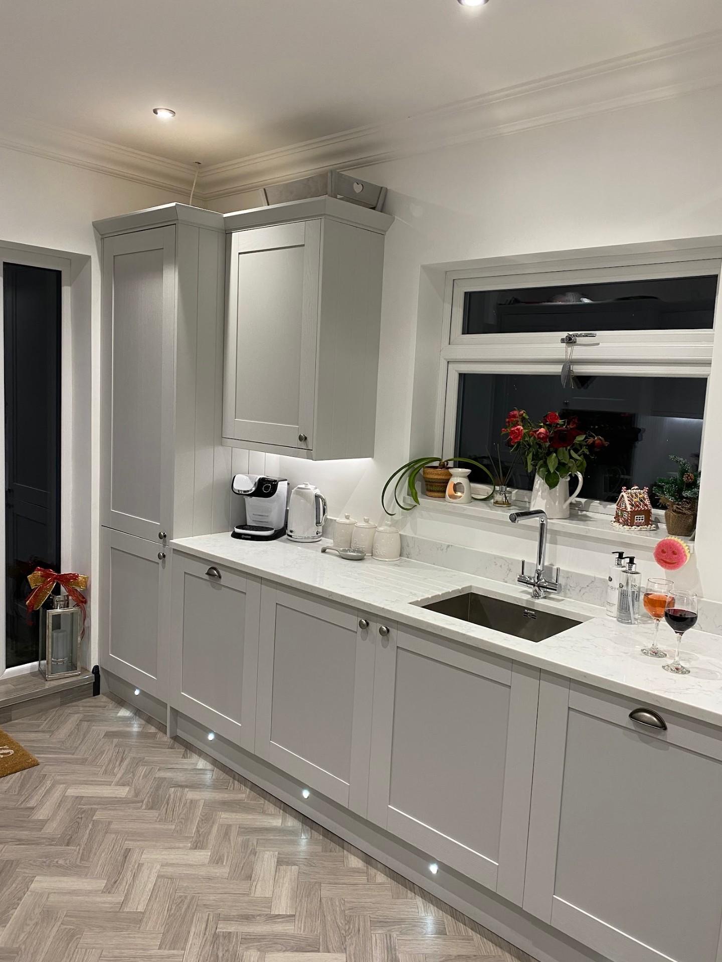Dove grey shaker · quartz